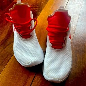 Women’s Nike sneakers